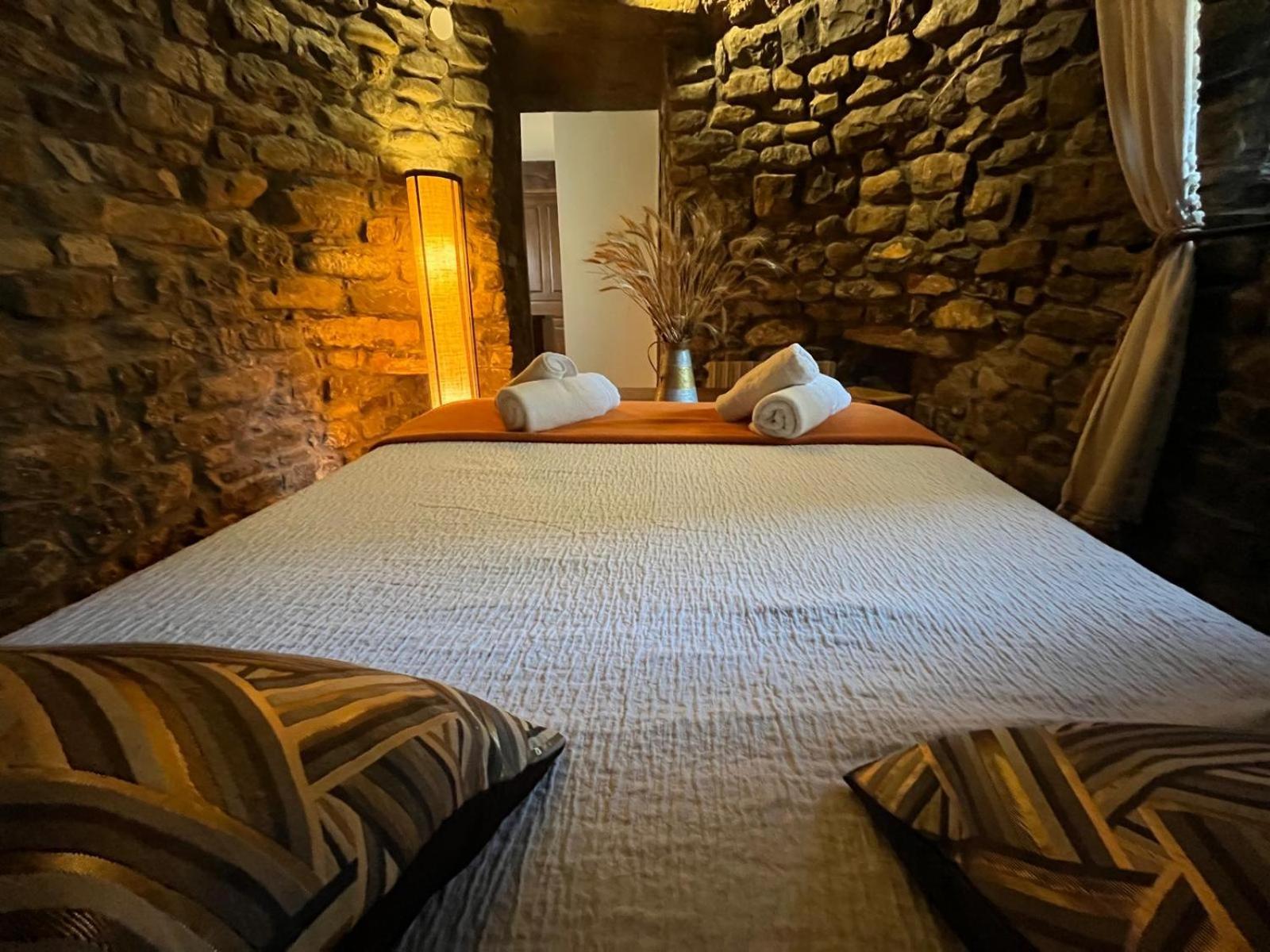 Fonda Carrera Maison d'hôtes Labuerda